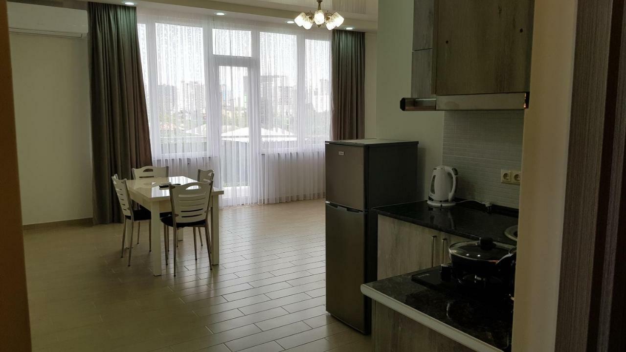 Nakashidze'S Apartments Batumi Habitación foto